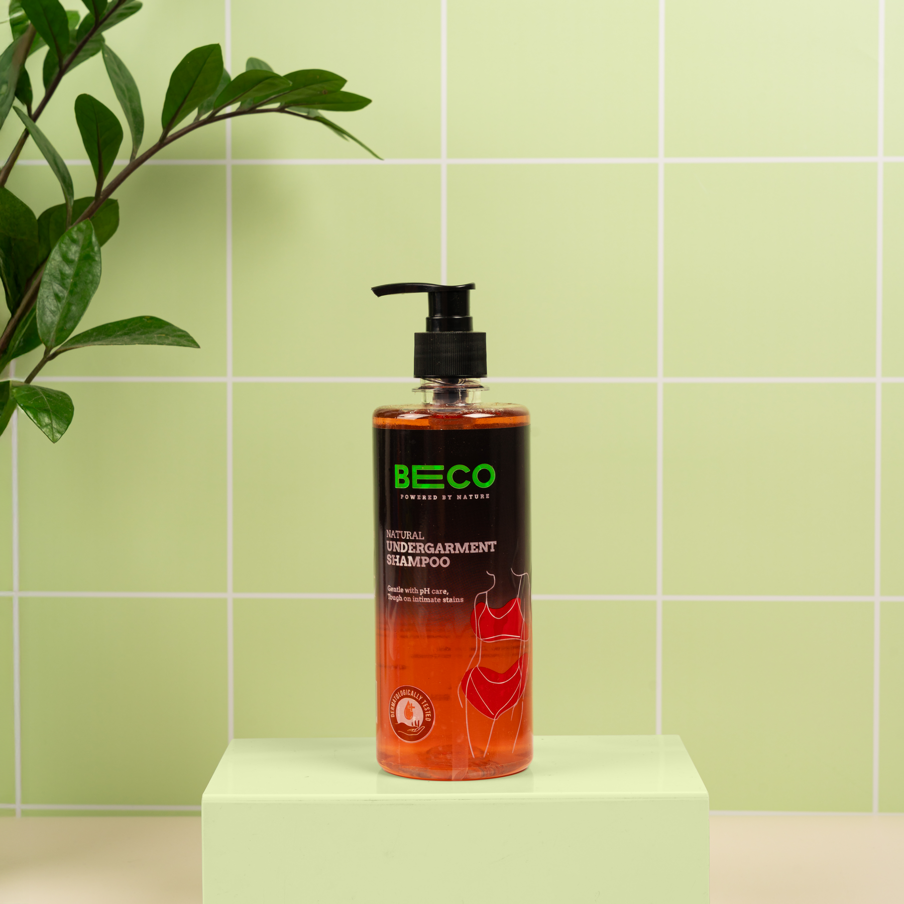 Natural Undergarment Liquid Shampoo 500 ML